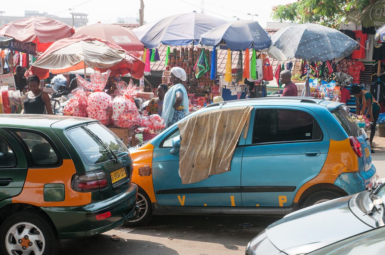 Taxi rank queue airport