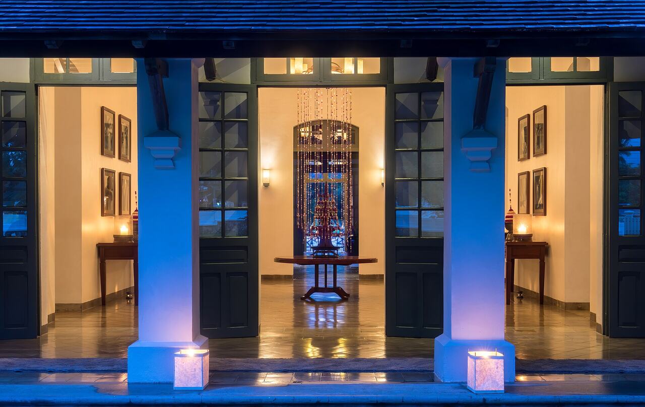 Hotel luggage trolley lobby